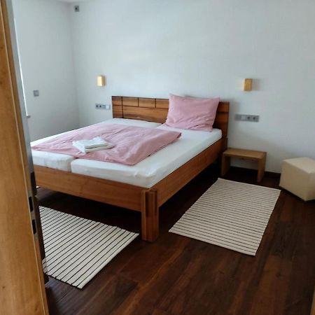Ferienhaus Giulia In Guenzburg Ideal Fuer 2 Familien Экстерьер фото