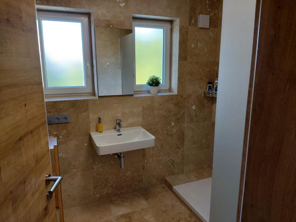 Ferienhaus Giulia In Guenzburg Ideal Fuer 2 Familien Экстерьер фото